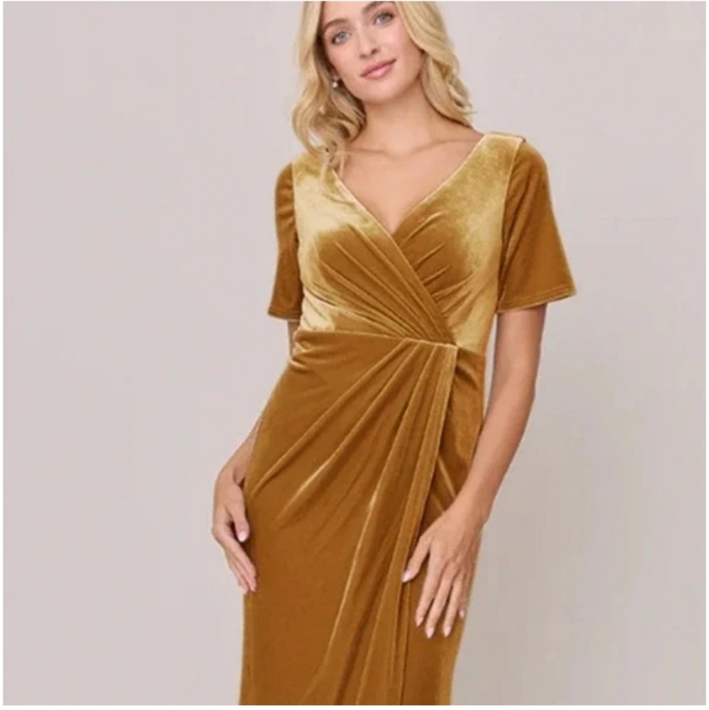 Revelry Velvet Gown Mustard Gold Wrap V‎ Neck Short Sleeve Formal Size 28